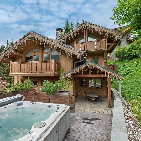 Familial Avec Jacuzzi, Salle De Cinema Et Parking - Fr-1-565-65 *